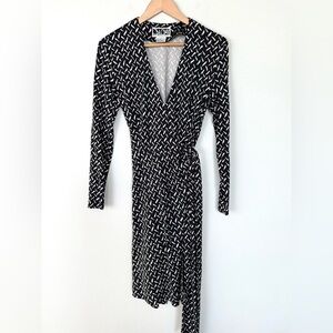 Vintage 90s Diane Von Furstenberg Jeanne‎ Wrap Dress Size 8 Classic Preppy Silk